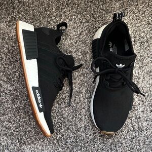 Men’s Adidas NMD_R1 Primeblue Black Gum